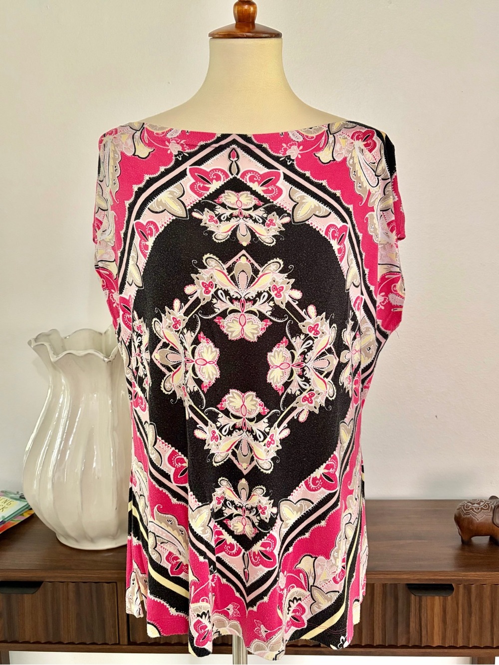 Dana Buchman Pink Black and Cream Printed Boatneck Top‎